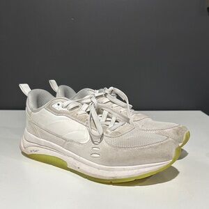 Municipal Trainers 11/11.5